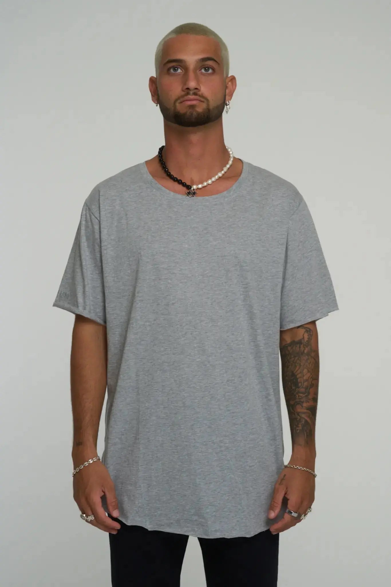 TELLER TEE | WHITE theroguelabel